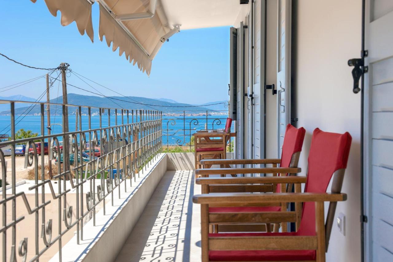 Axs First Floor Apartment Aegina Town Eksteriør bilde