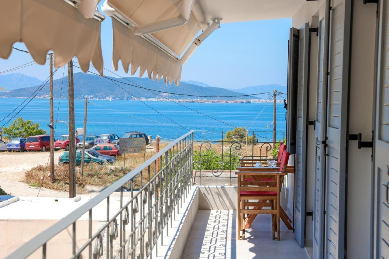 Axs First Floor Apartment Aegina Town Eksteriør bilde