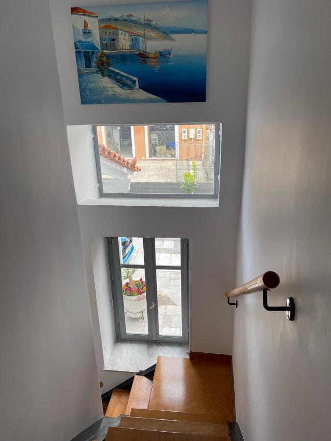 Axs First Floor Apartment Aegina Town Eksteriør bilde