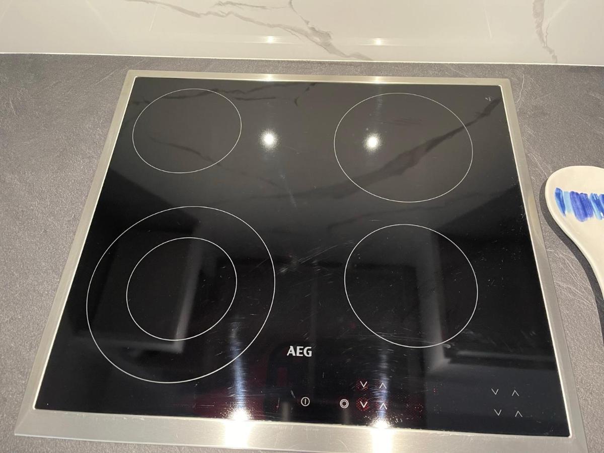 Axs First Floor Apartment Aegina Town Eksteriør bilde