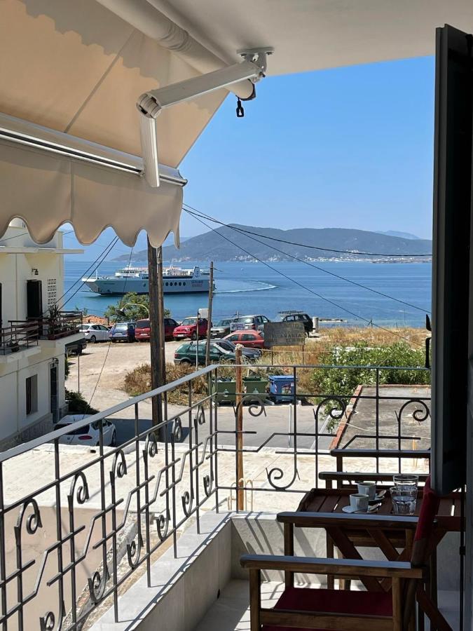 Axs First Floor Apartment Aegina Town Eksteriør bilde